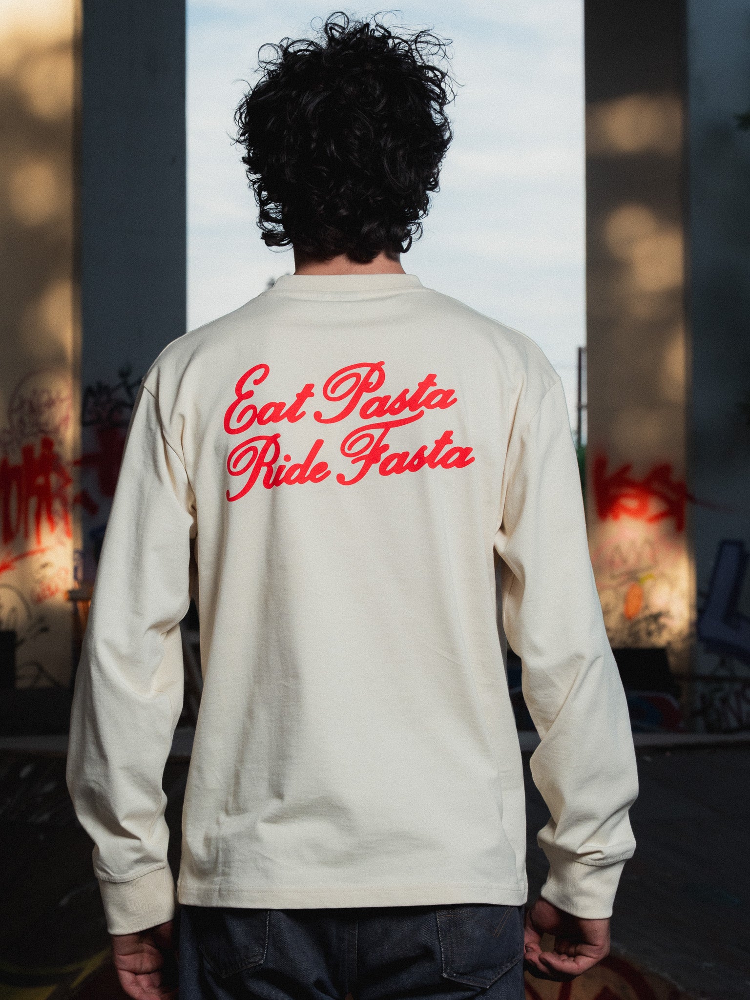 Script Longsleeve Bone